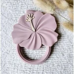 Rammelaartje Silikonsko grizalo hibiskus - Soft Pink - slika 2