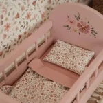 Little Dutch Lesena posteljica za punčke Pink - slika 6