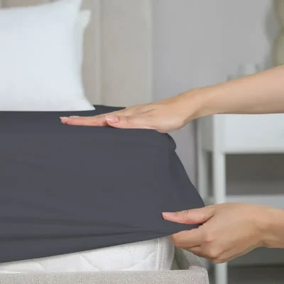 Vitapur bombažna napenjalna rjuha Svilanit Lyon - siva